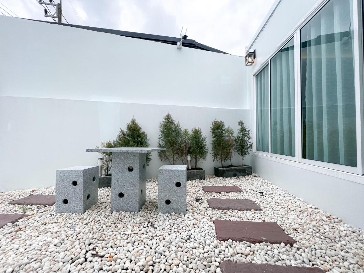 Modern Luxury House In Phuket Town * Ban Na Kha