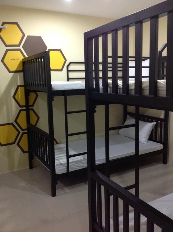 Hostel Beehive *