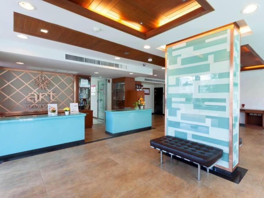 Apartamento Recently Renovated Pool View In Modern Complex