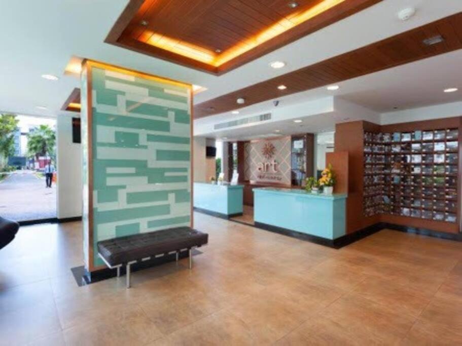 Recently Renovated Pool View In Modern Complex * Patong