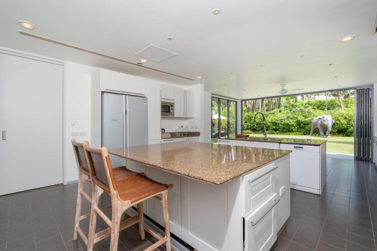 Luxury 3br C Estate: Idyllic Retreat Near Beach Layan Beach (Phuket)