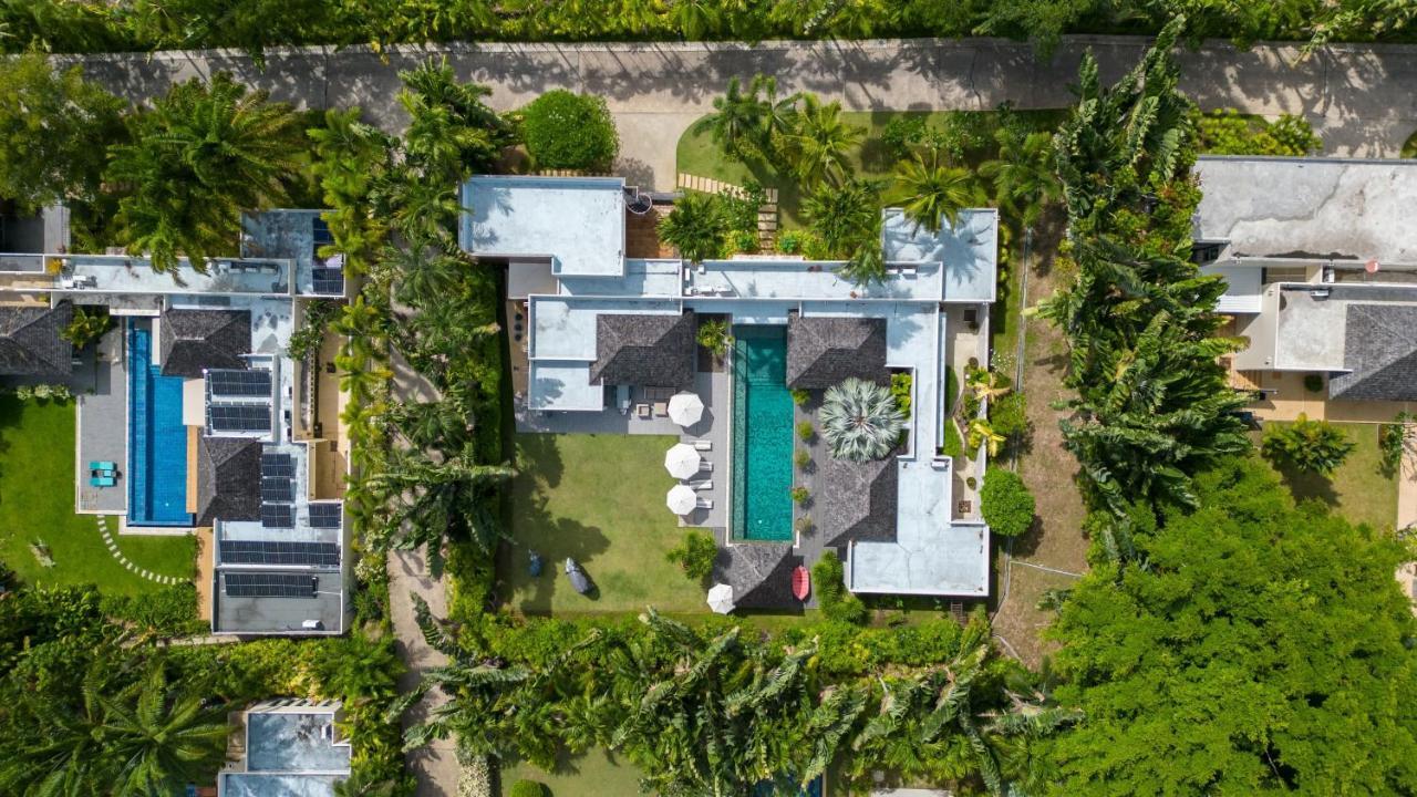 Luxury 3br C Estate: Idyllic Retreat Near Beach