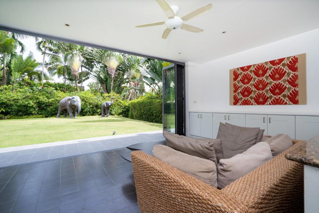 Luxury 3br C Estate: Idyllic Retreat Near Beach