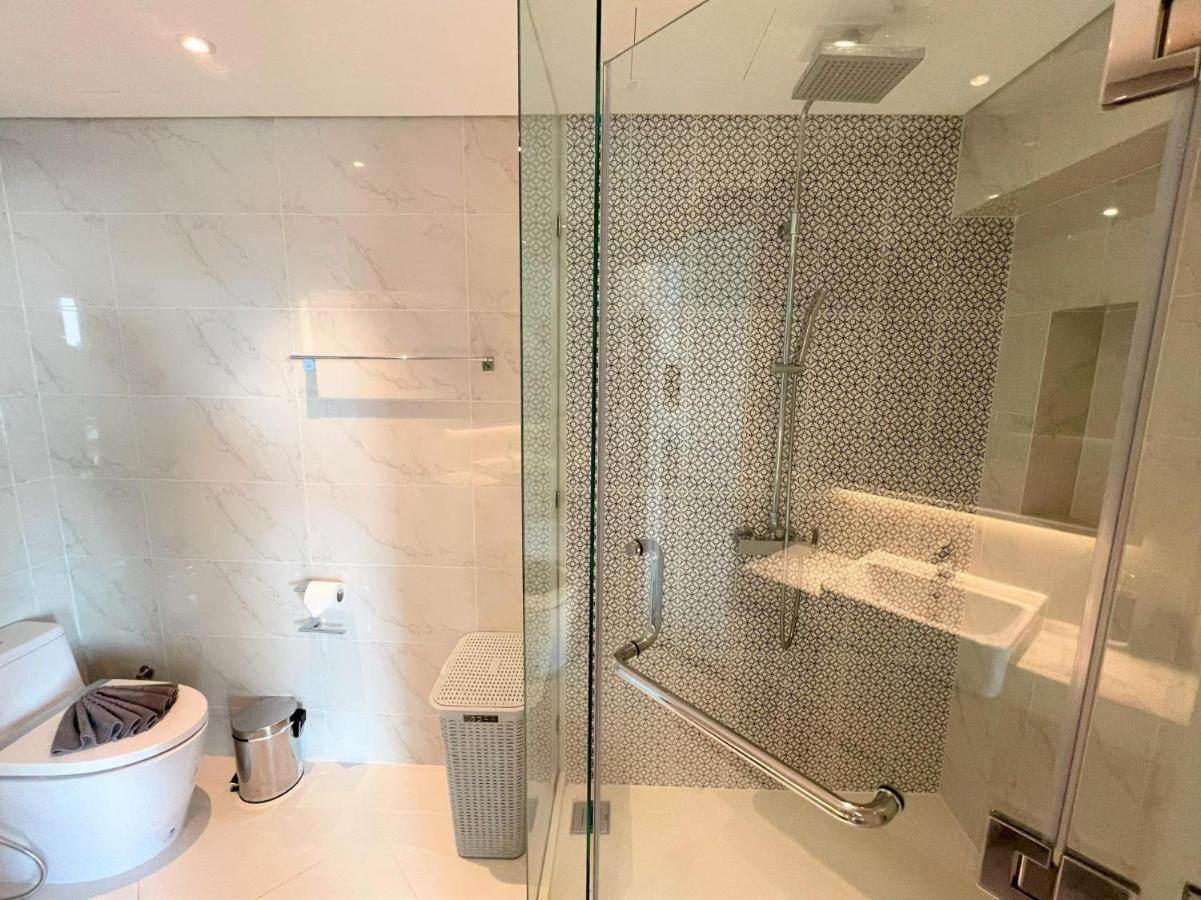 Location In Laguna-modern At Cassia
