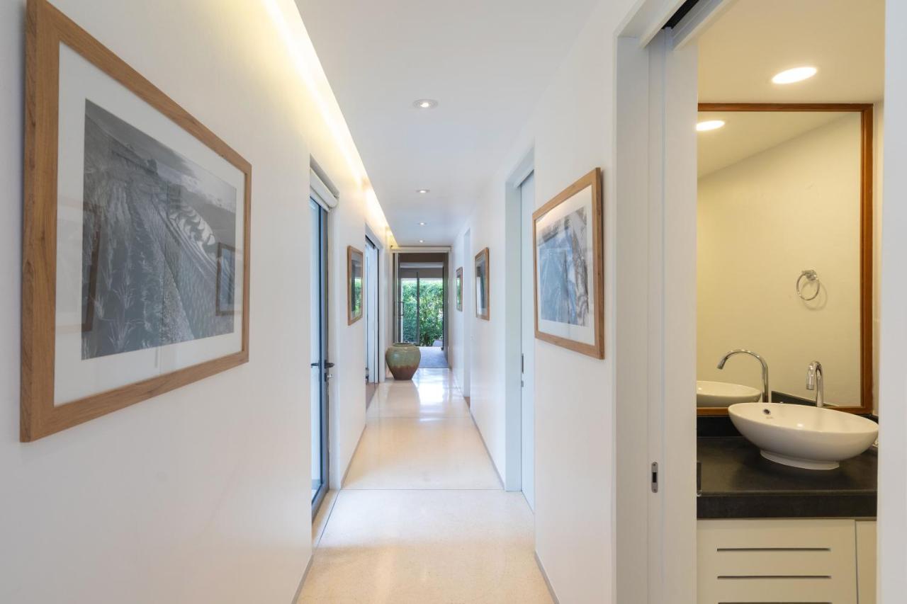 Luxury 3br C Estate: Idyllic Retreat Near Beach Villa Layan Beach (Phuket)