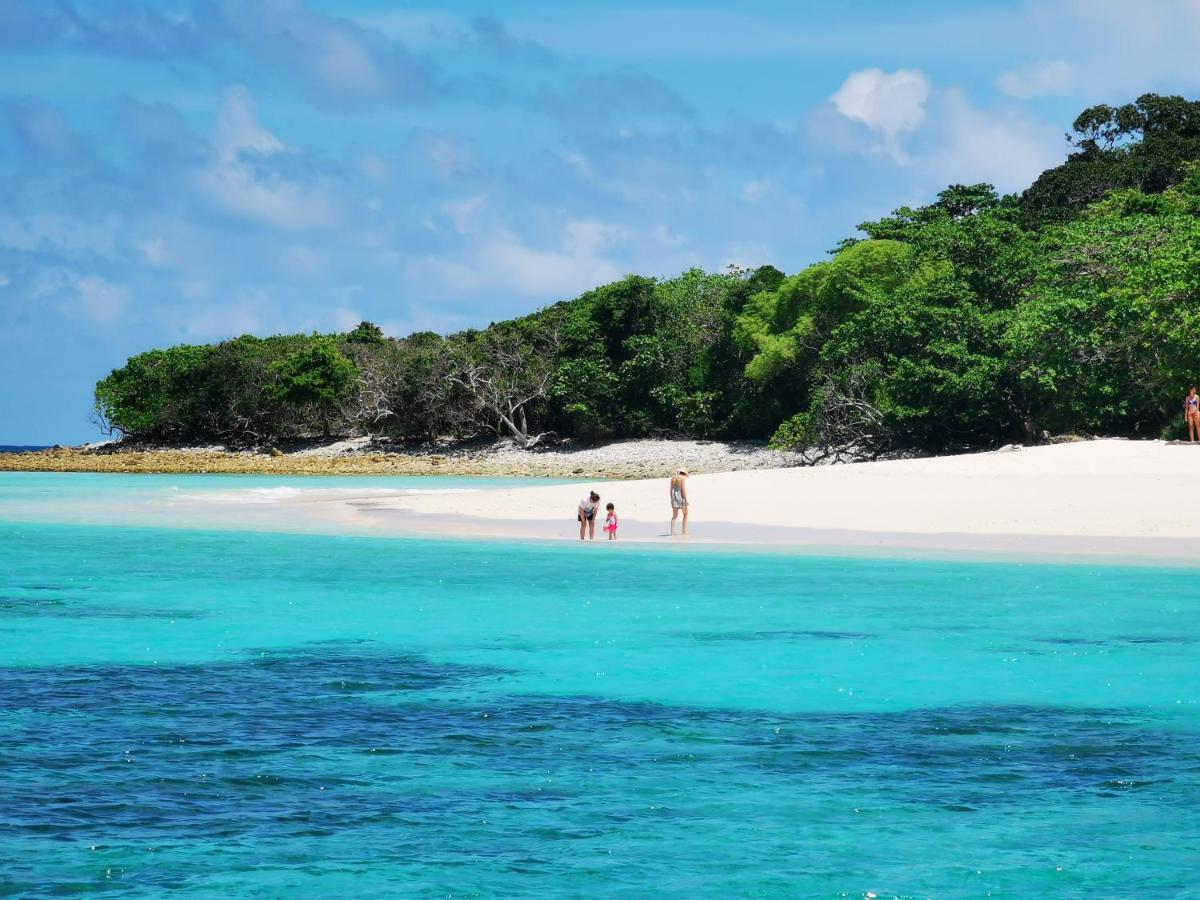 Recommend A Warm Thai Style Private Swimming Pool With Convenient Traffic And Living, Walking 700 Meters To The The