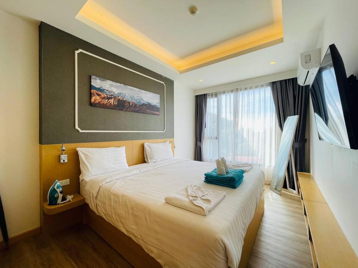 Aristo 2 Phuket, * Surin Beach (Phuket)