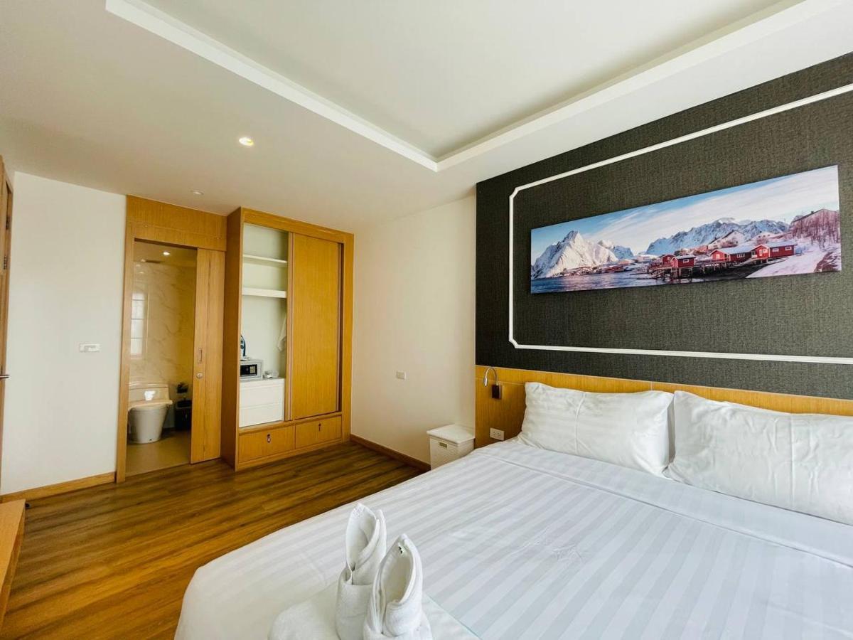Aristo 2 Phuket, * Surin Beach (Phuket)
