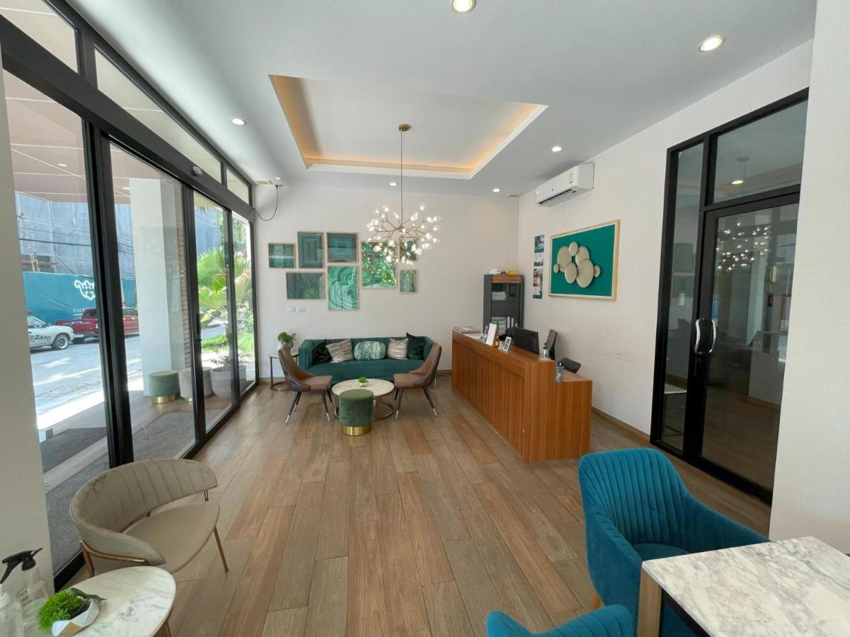 Modern At Palmetto By Lofty * Karon