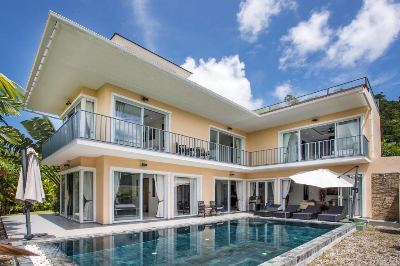 Villa Three-level Xxx