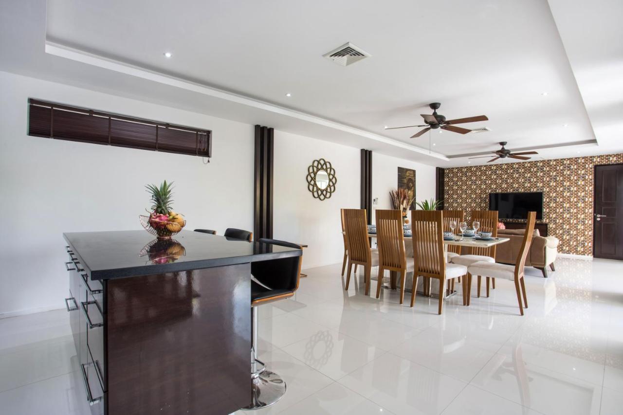 Three-level Xxx Ban Klang (Phuket)