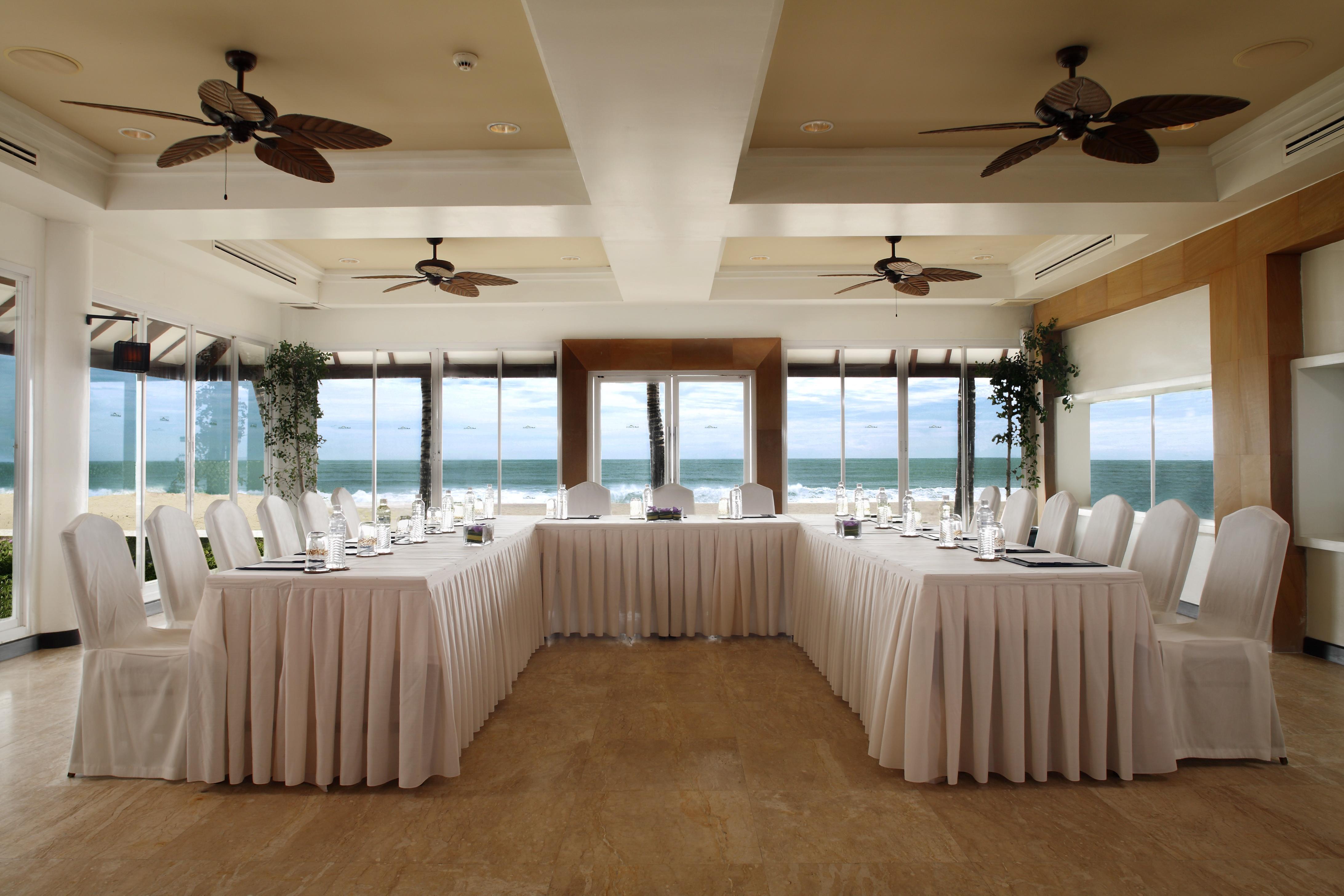 Dusit Thani Laguna Phuket Hotel 5*