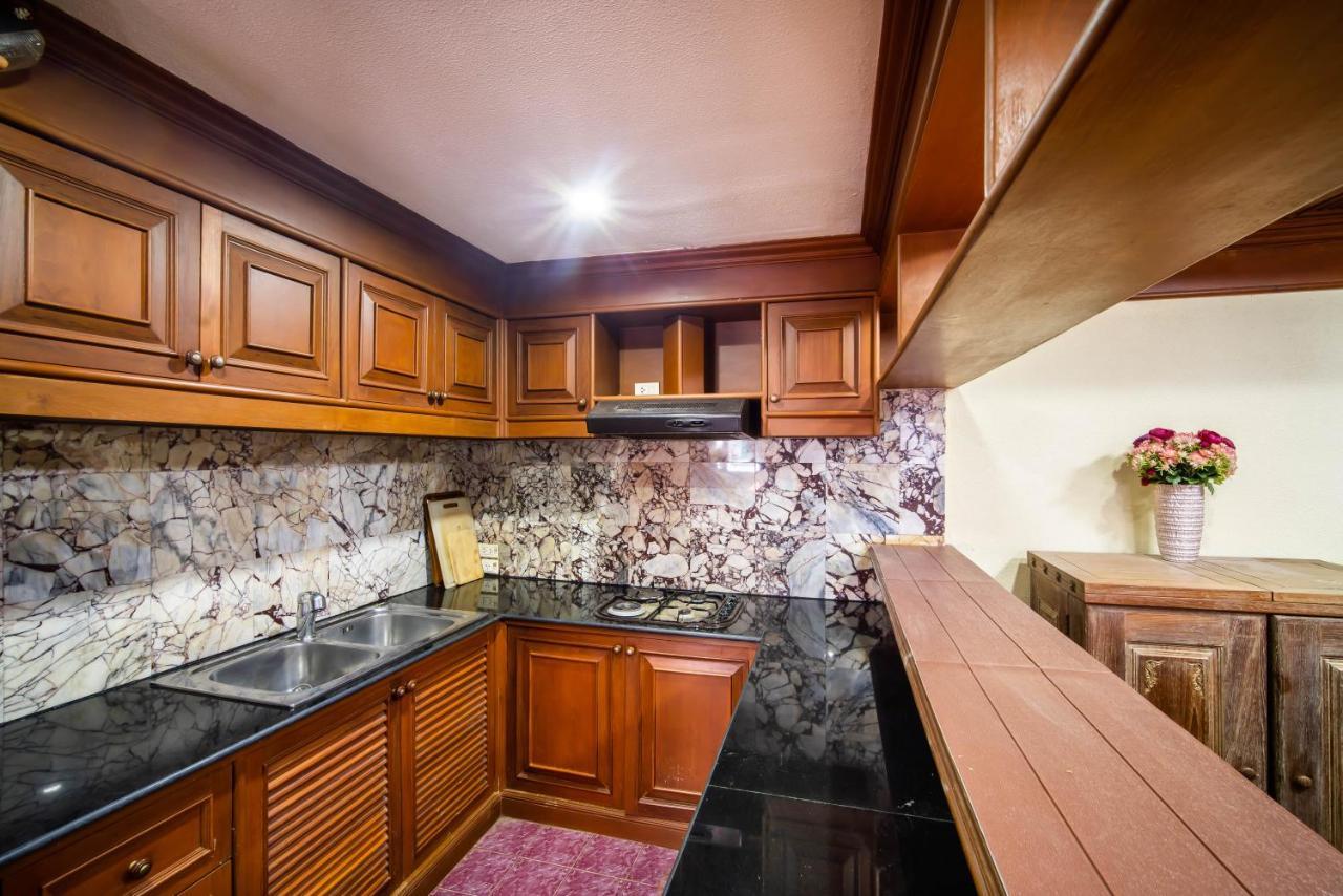 Zj House Aparthotel
