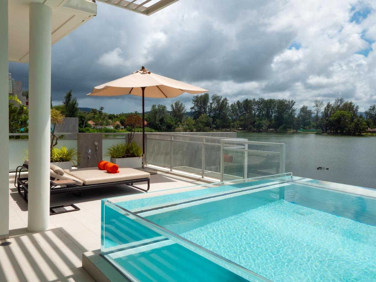 Beautiful With Pool In Laguna Phuket *