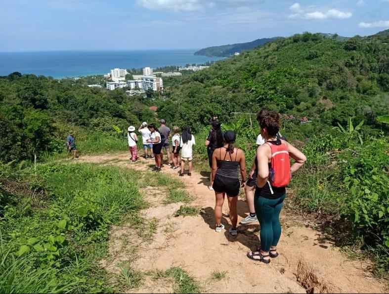 Apartment Condos: Beachside Retreat With Smart Amenities Patong