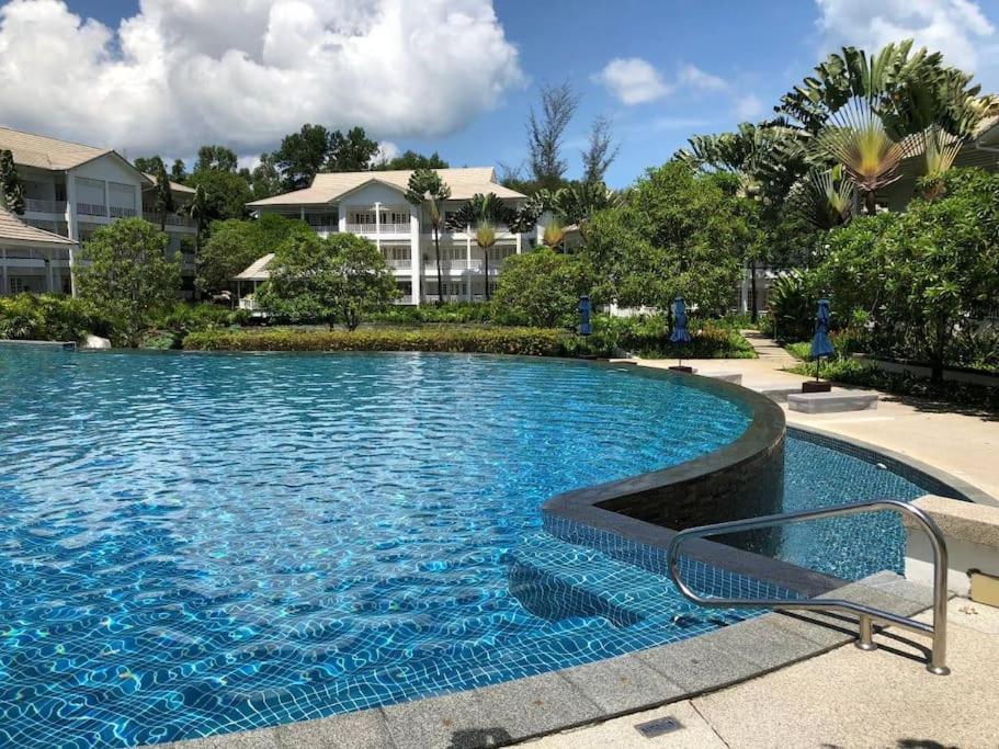 Ocean Breeze Layan Apartment