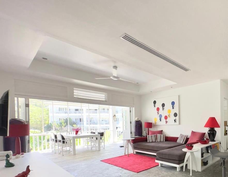 Apartment Ocean Breeze Layan