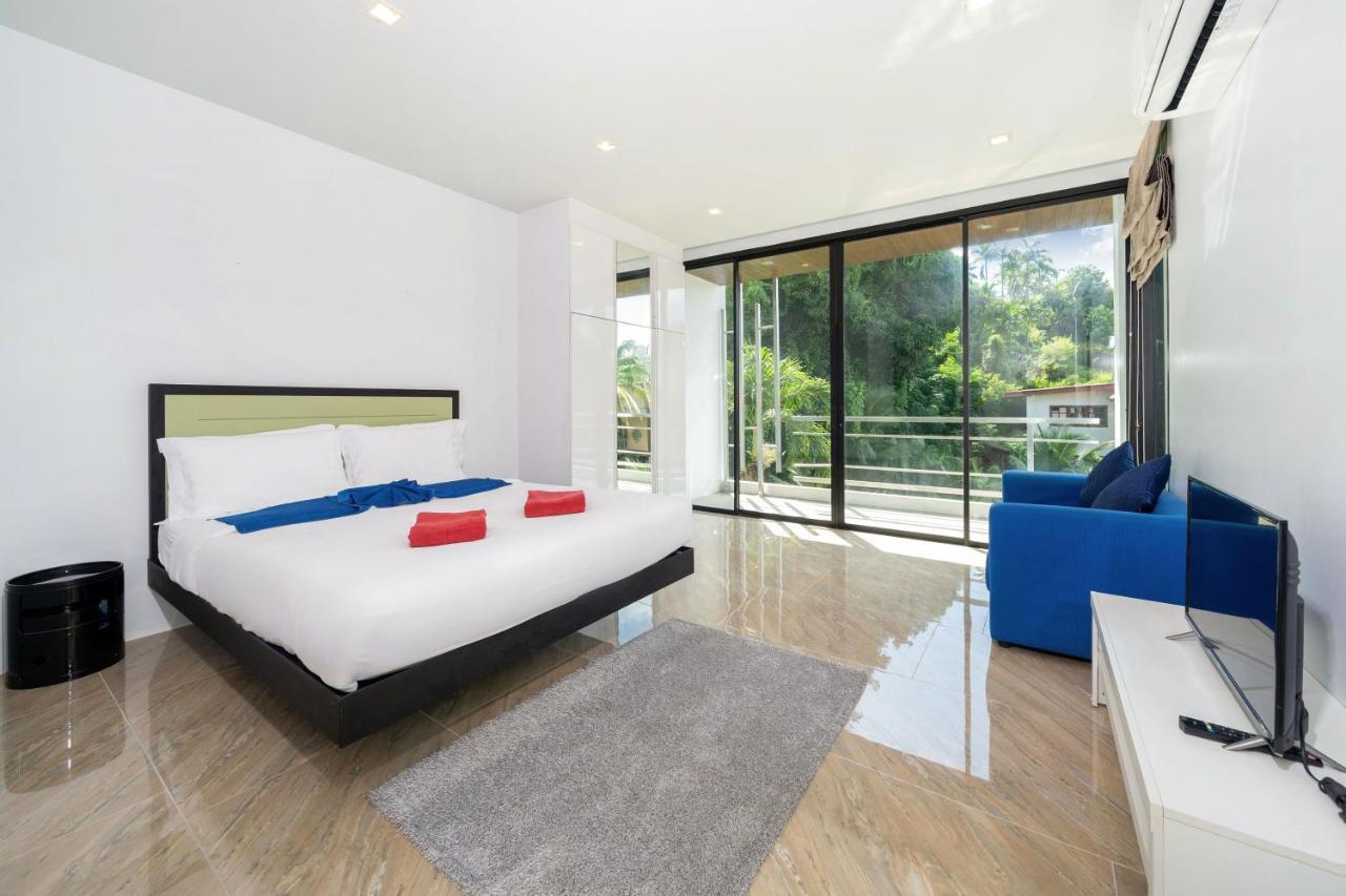 3-story Pool Katahan Just 7 Min Walk To - Utk4 Villa *