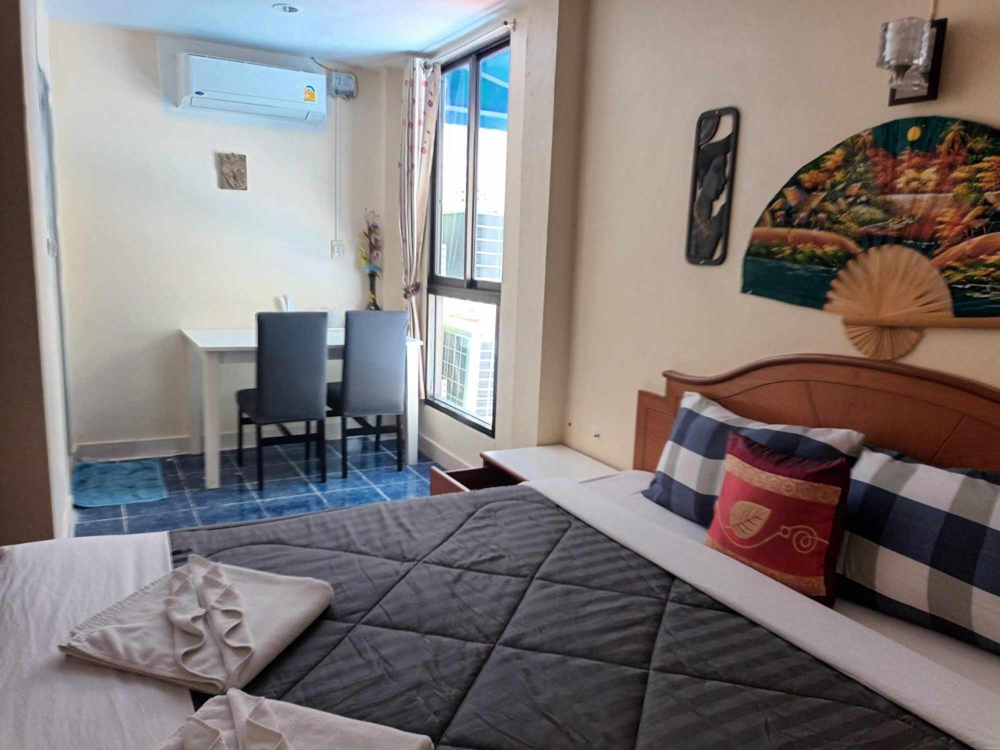 Rose 50m To Guest house 2*