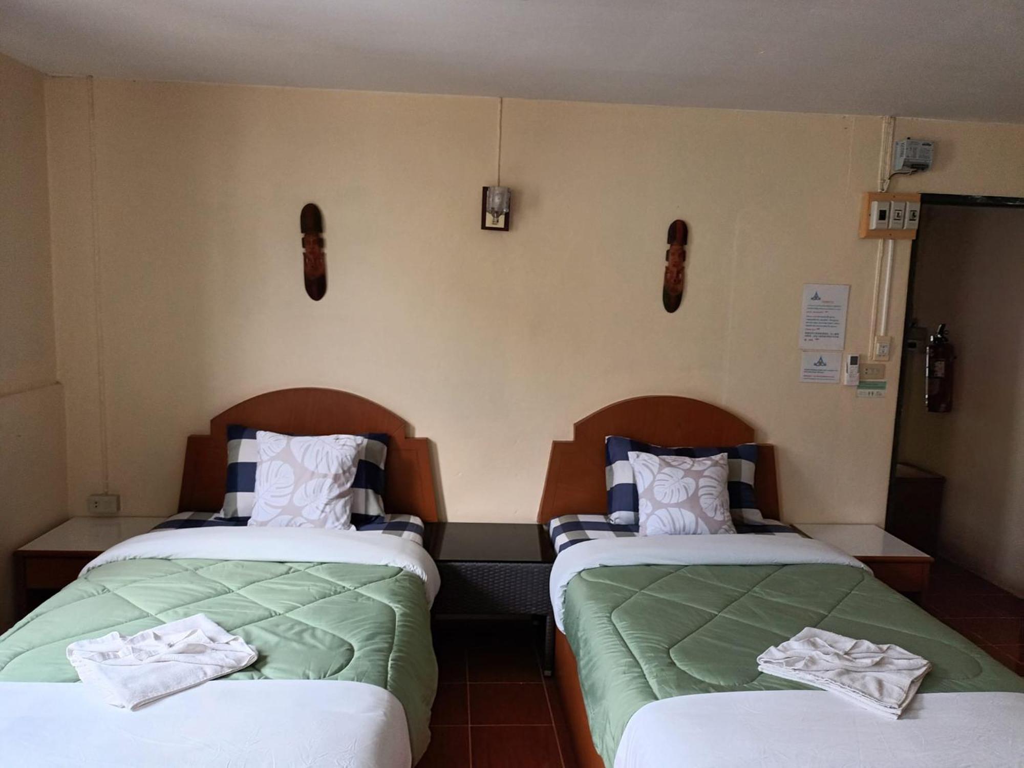 Rose 50m To Guest house
