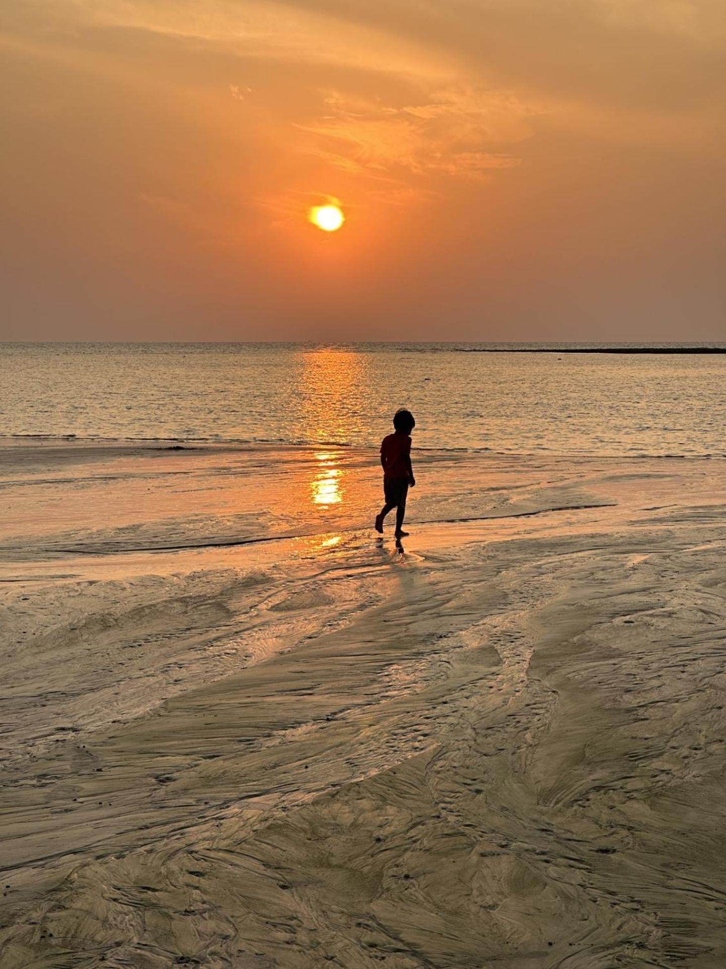 Wattana * Nai Yang Beach