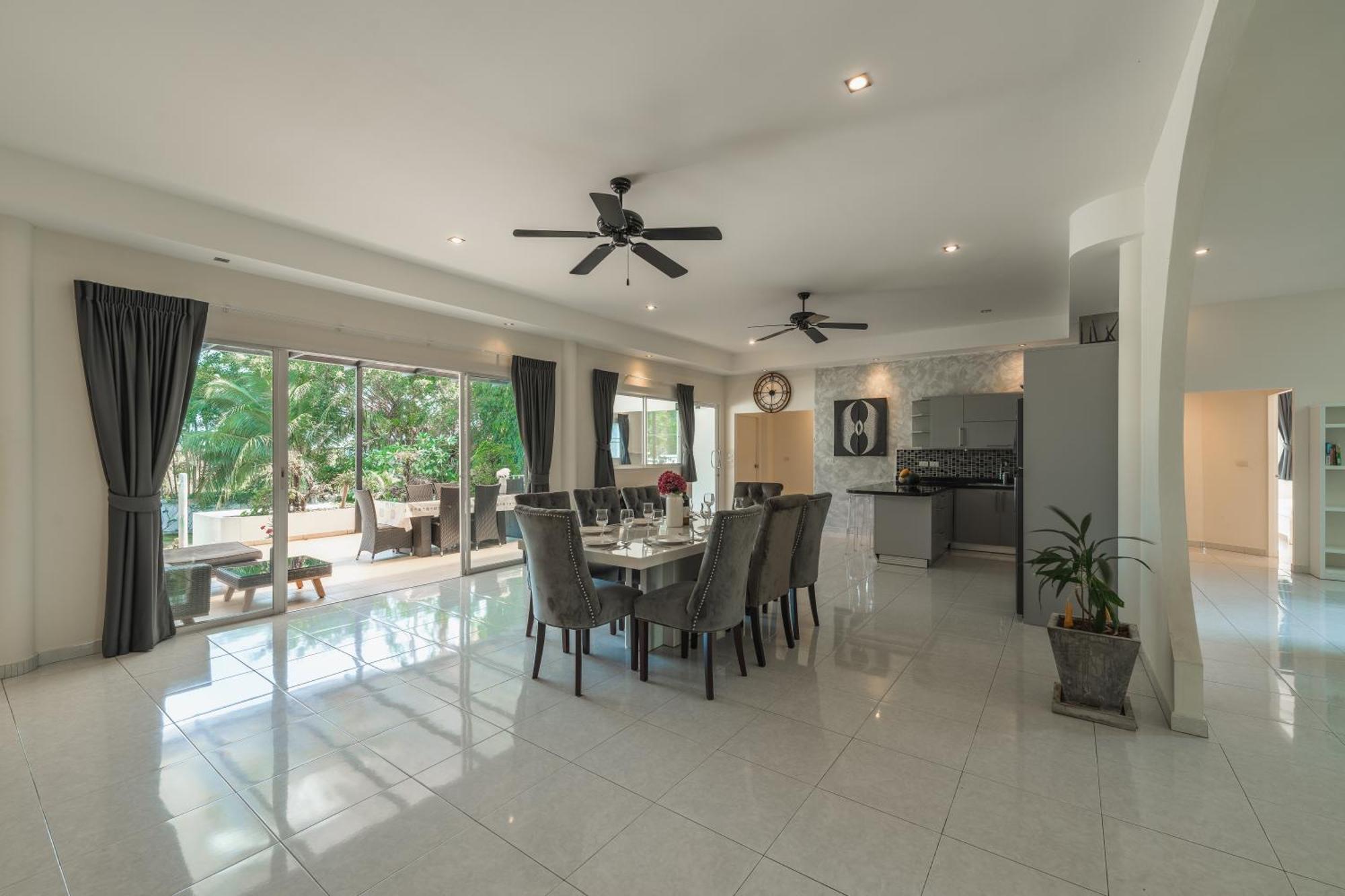 Grand 5Br Pool Villa Sea La Vie Villa Rawai