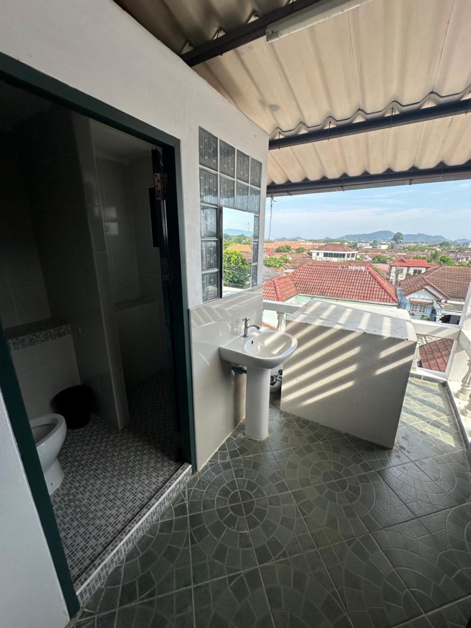 Hotel Mona House Phuket Chalong