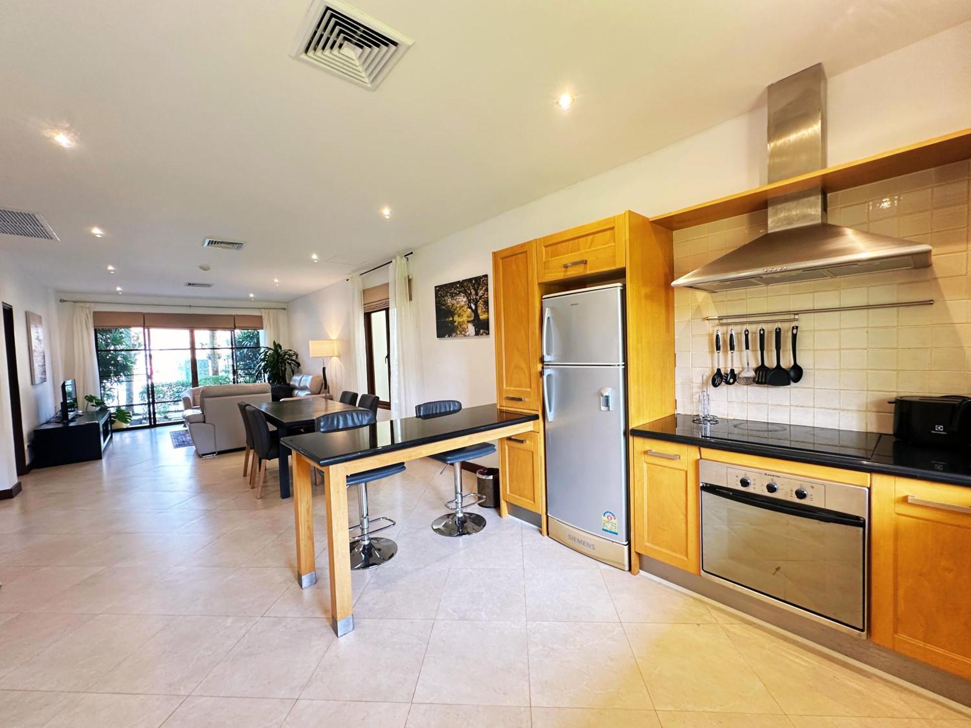 2-bedroom 5 Minutes From Bangtao *