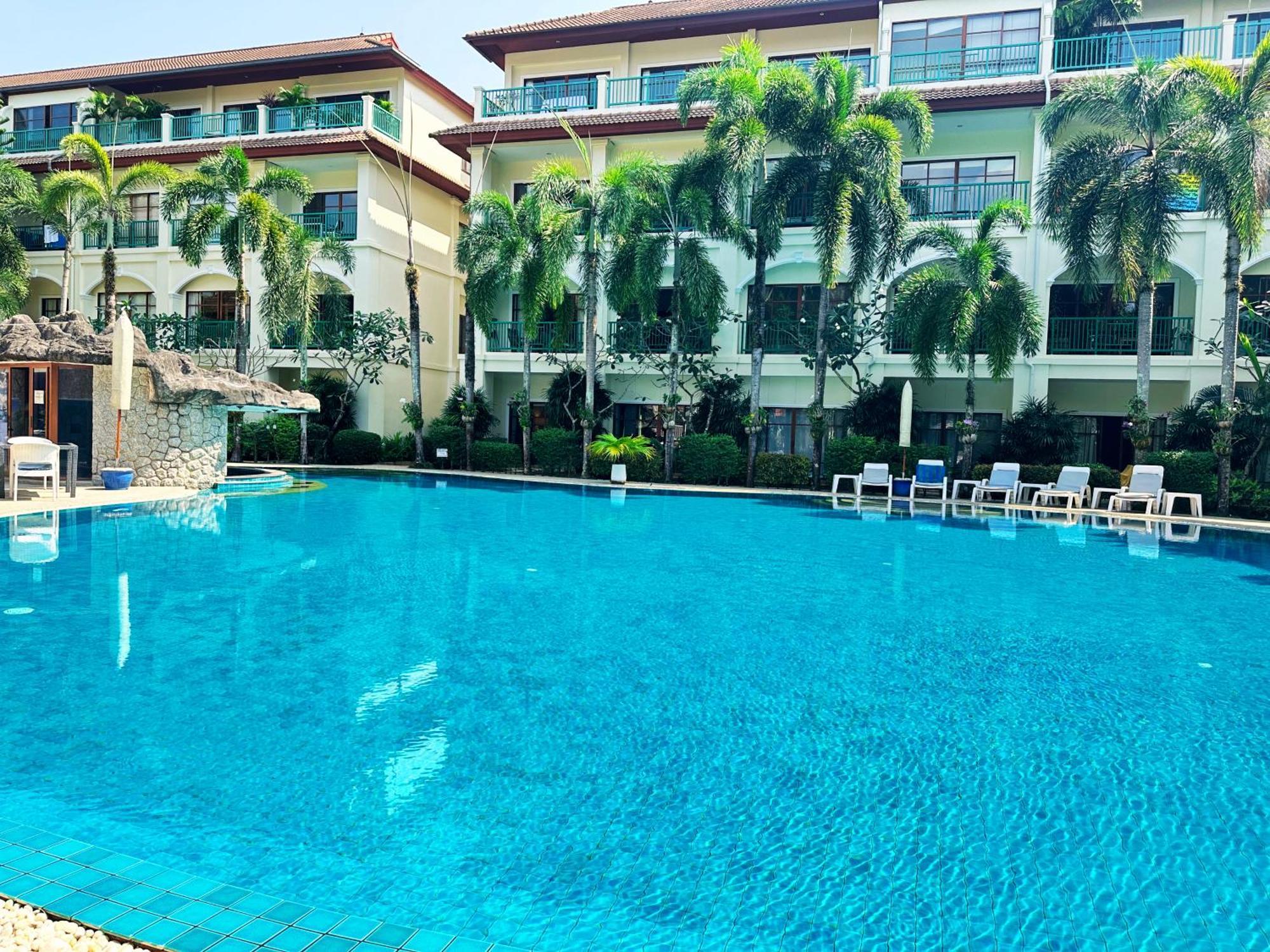 Apartment 2-bedroom 5 Minutes From Bangtao Ban Lum Fuang