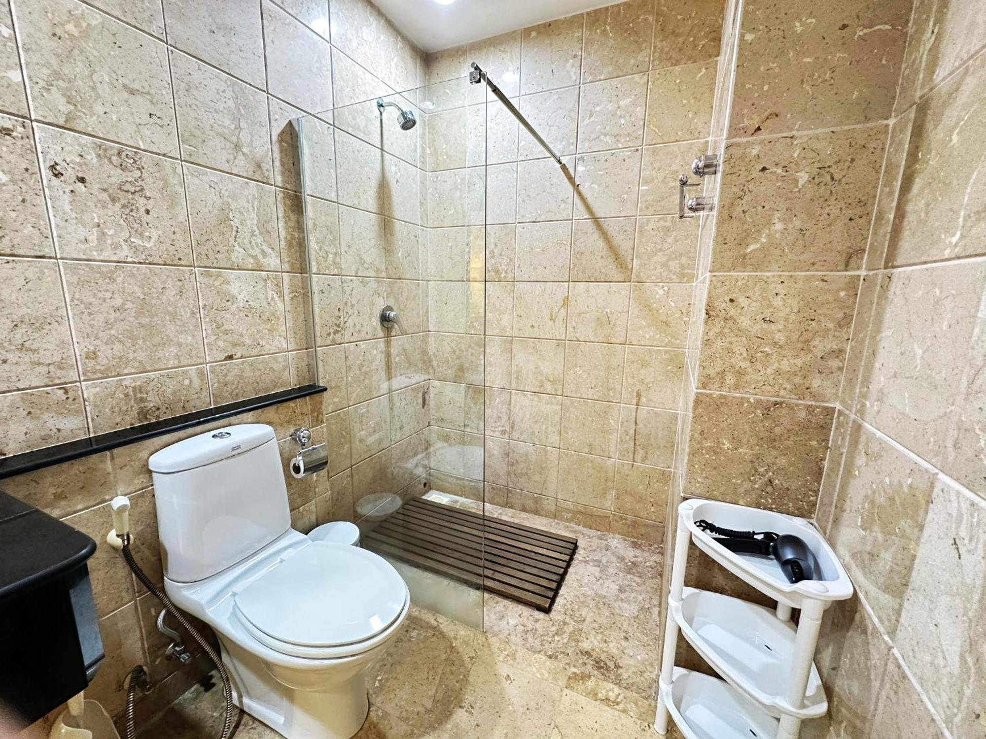 2-bedroom 5 Minutes From Bangtao Apartment *