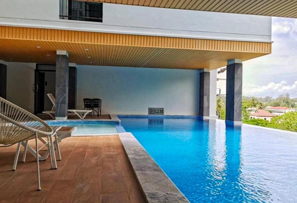 One Nine Apartment *