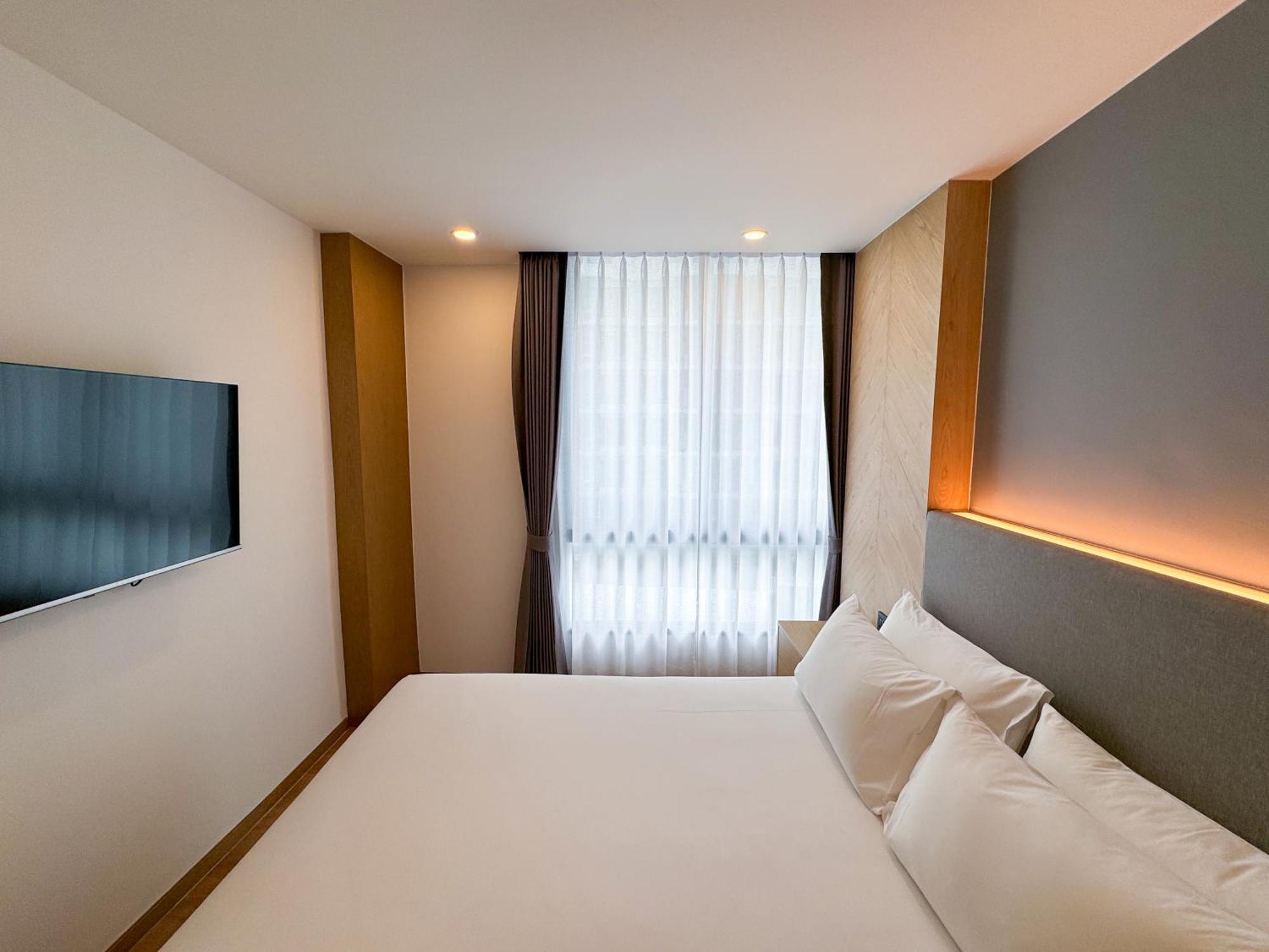 Stylish 2 Bedroom S5503 By Ibg Apartment *