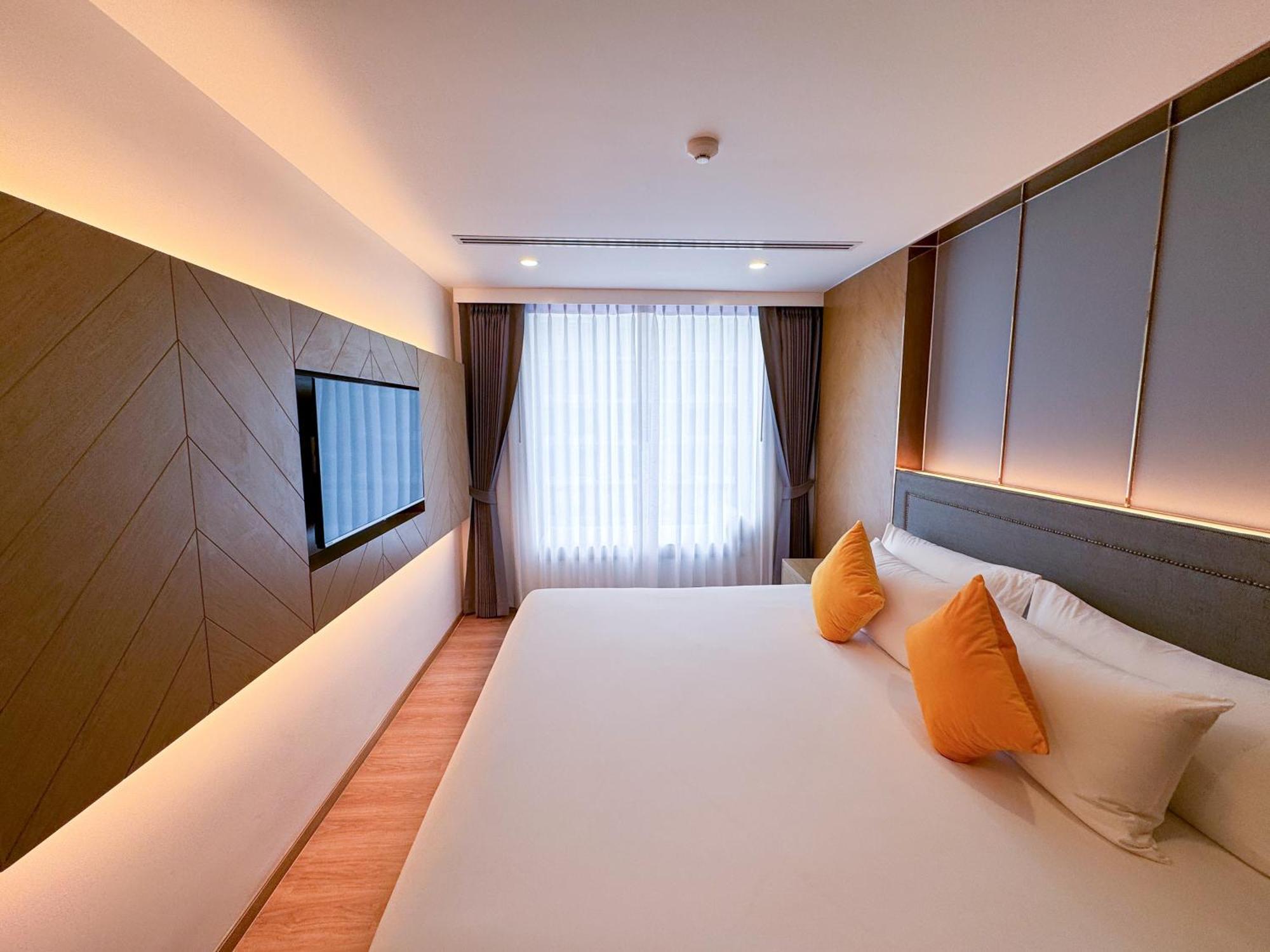 Stylish 2 Bedroom S5503 By Ibg