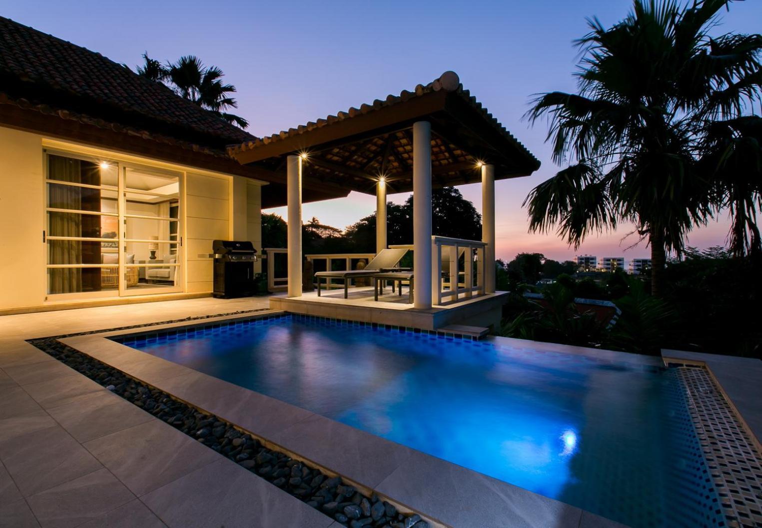 Katamanda Aliya Jacuzzi Pool Near Villa
