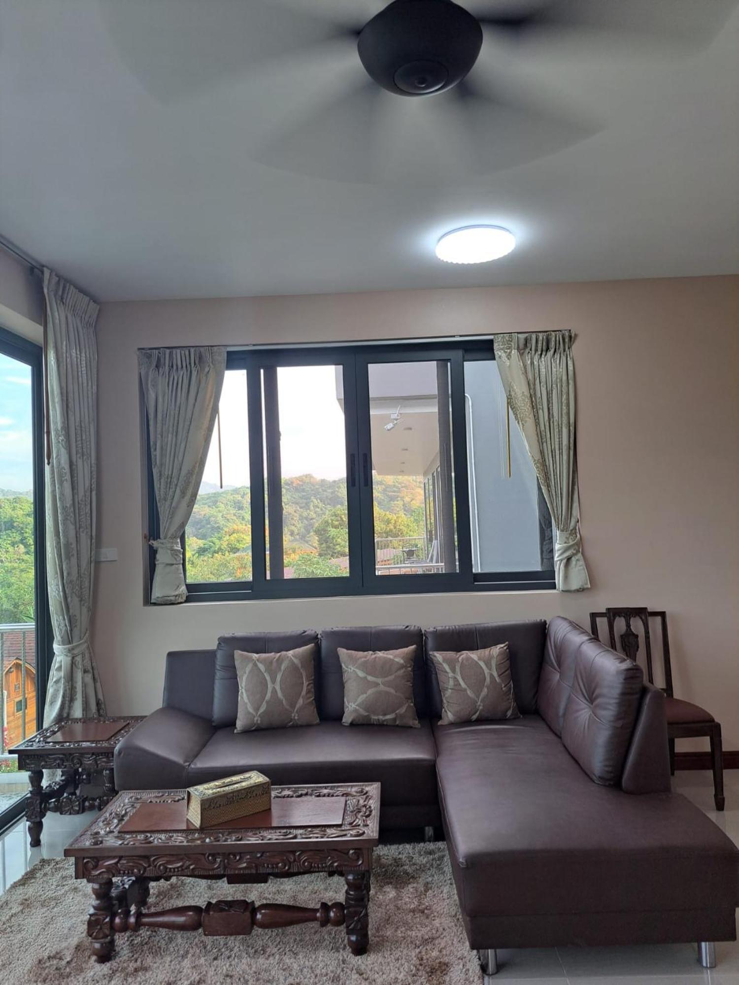 Seaview Eagles Nest Appartement