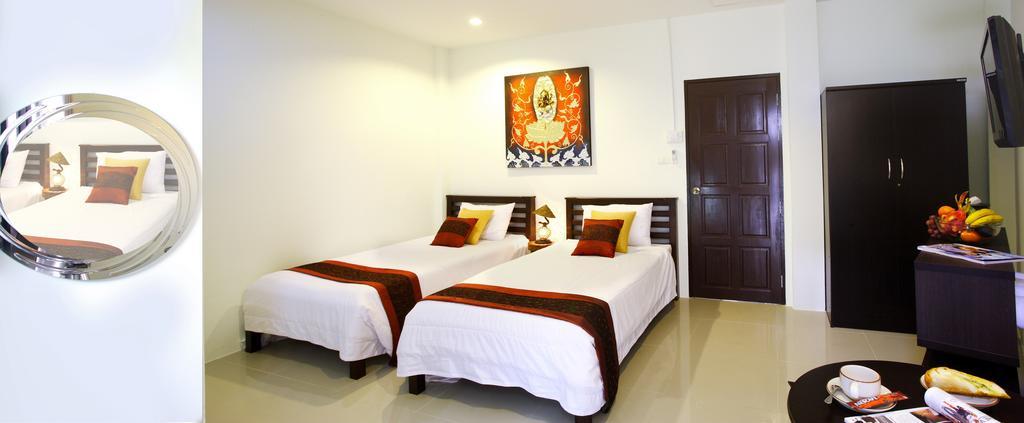 Beehive Magenta Patong * Phuket
