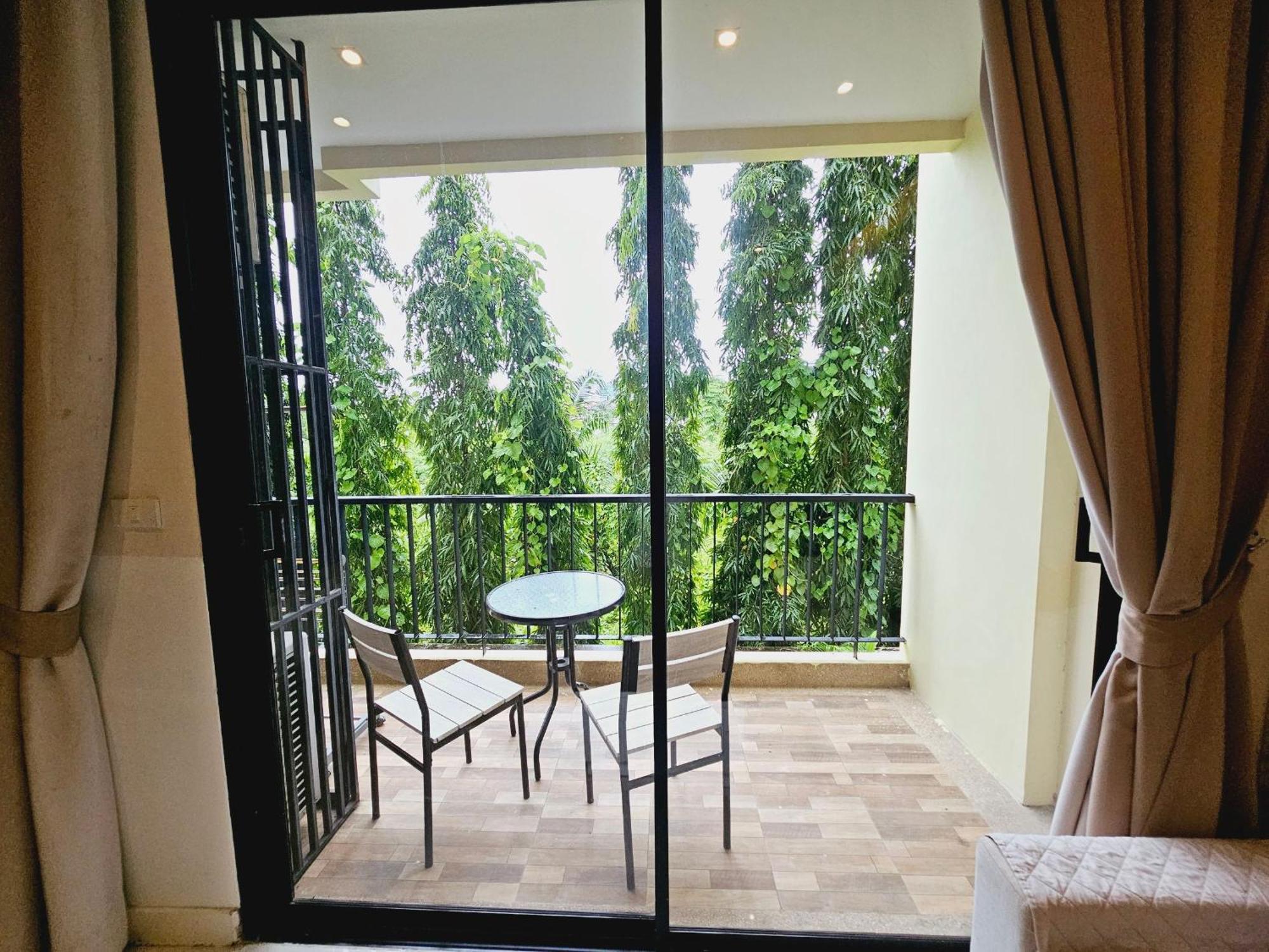 The Naiharn By Sala Estate Aparthotel 3*