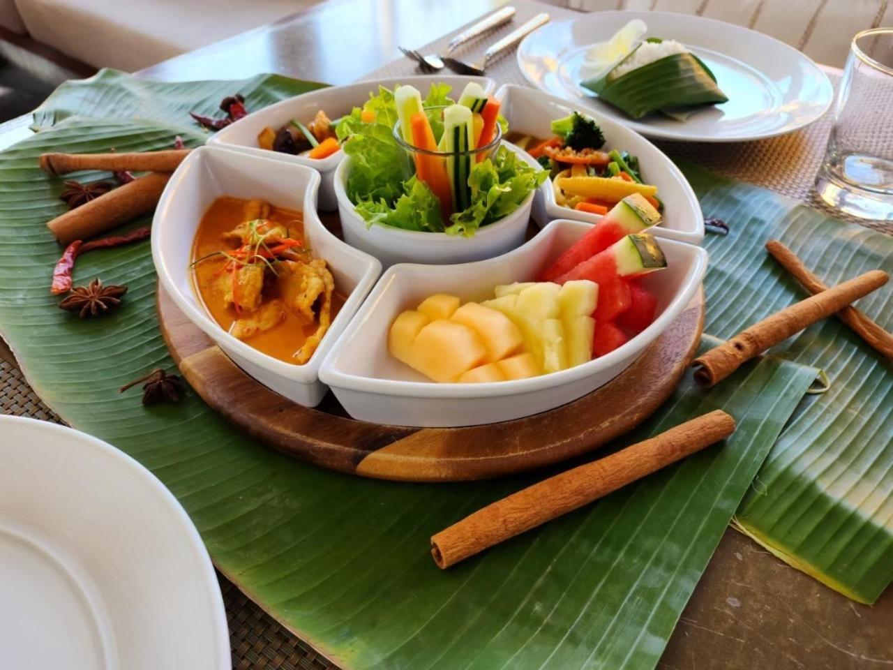 By The Sea Hotel 3*