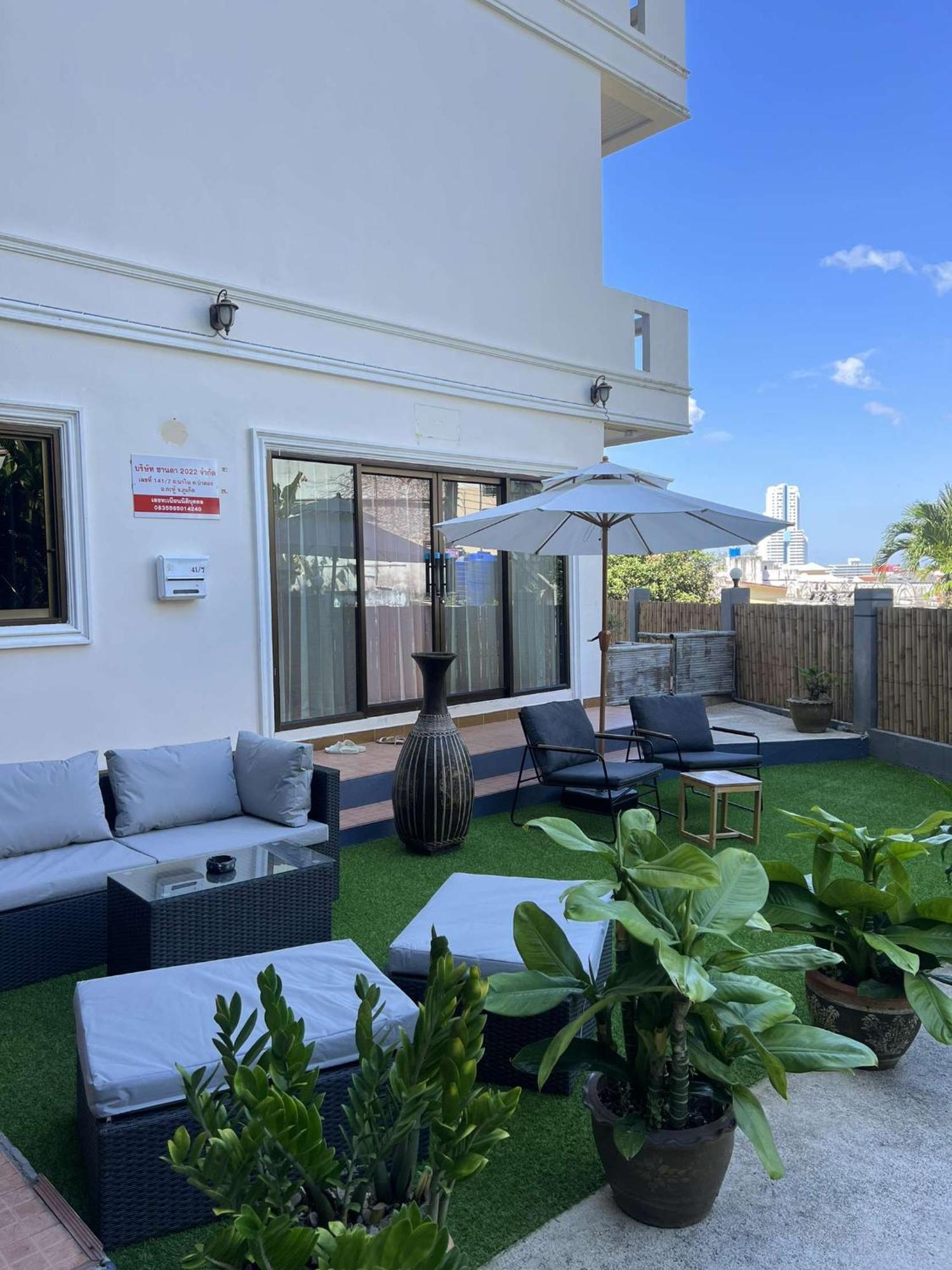 Riviera Hotel 3*
