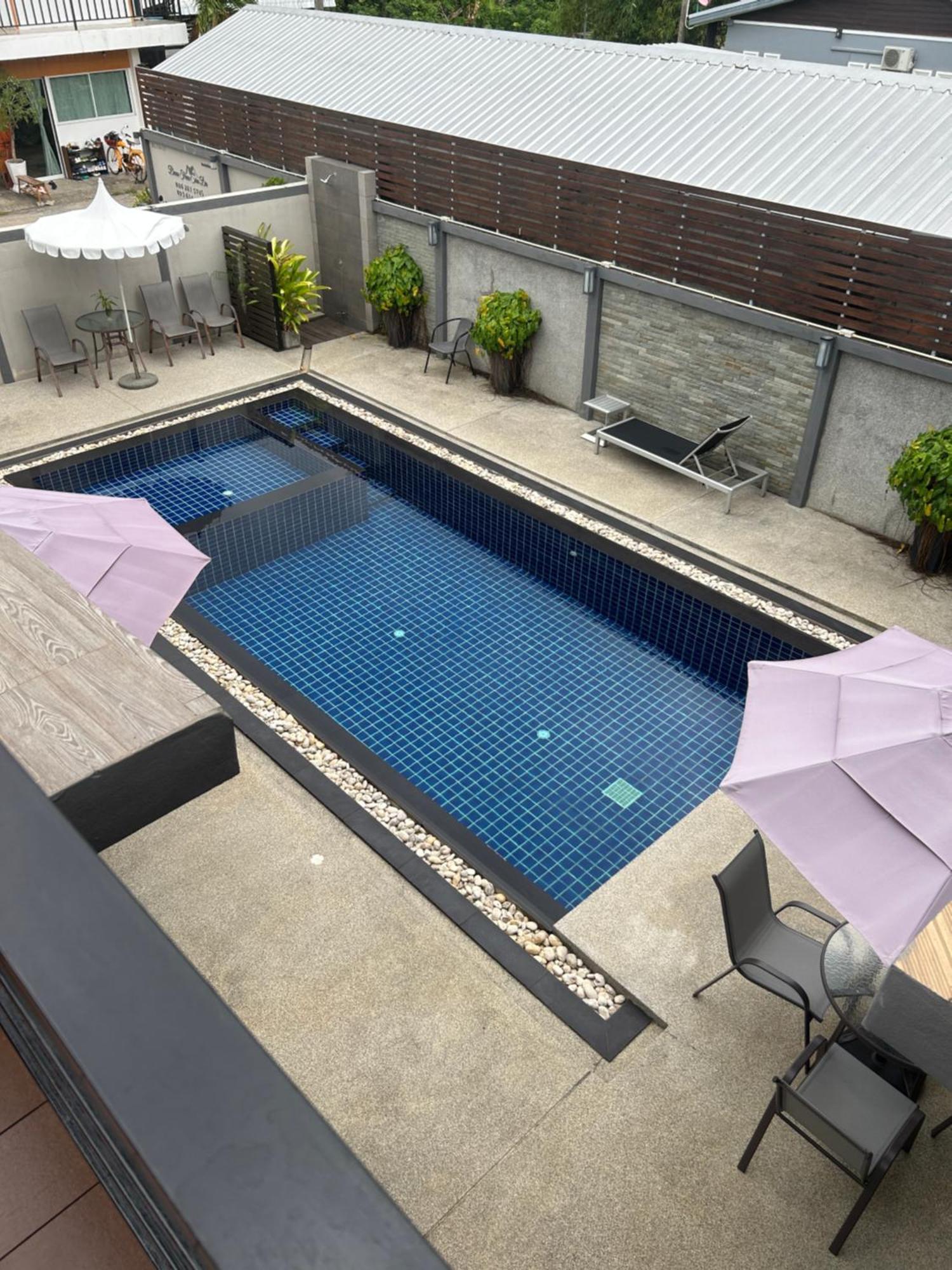 Tempat peranginan Baan Fran Sim Da Pantai Bang Tao