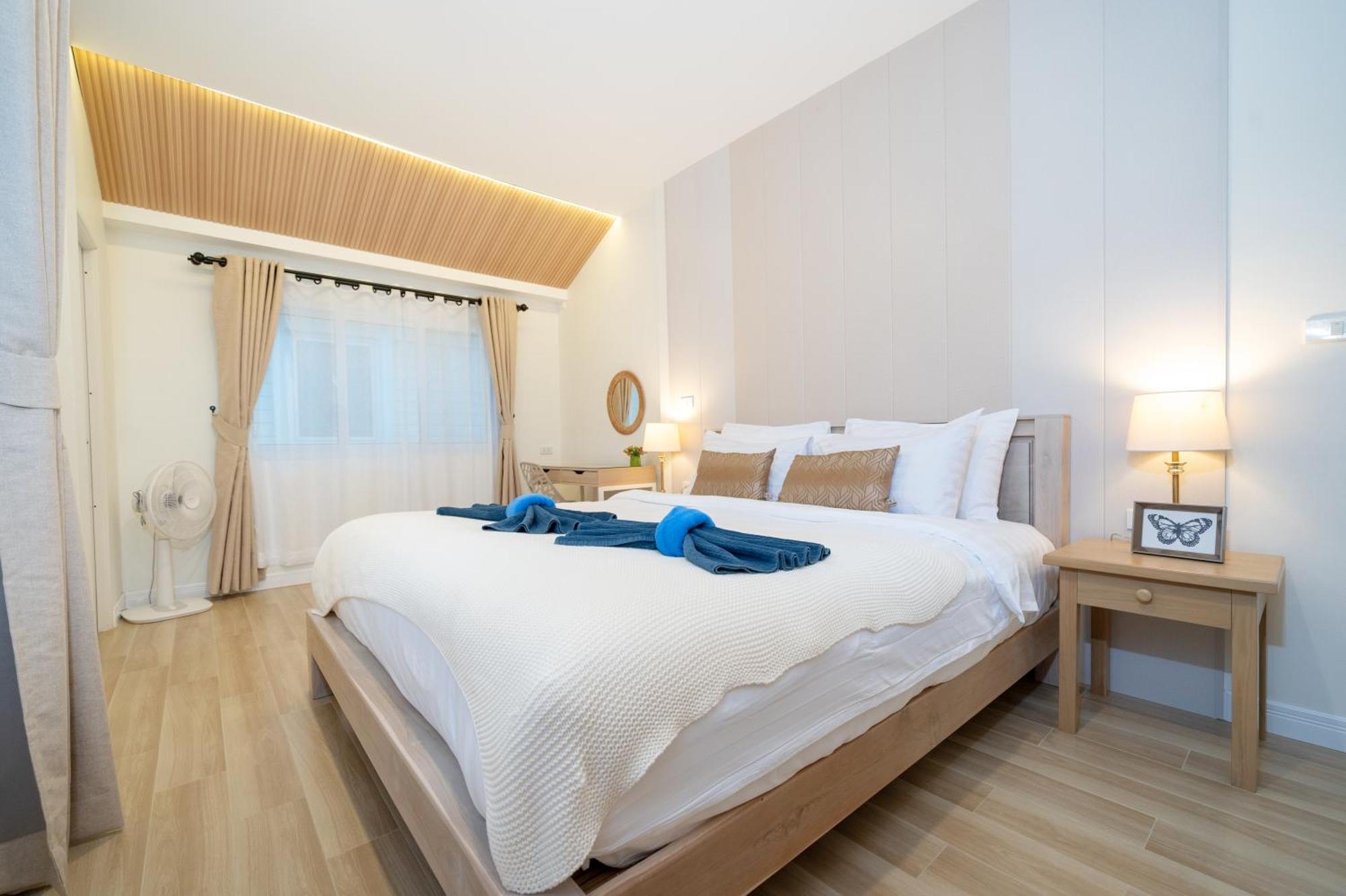 Holiday home Prime Patong-5br-6br Pool Photo Before Book *