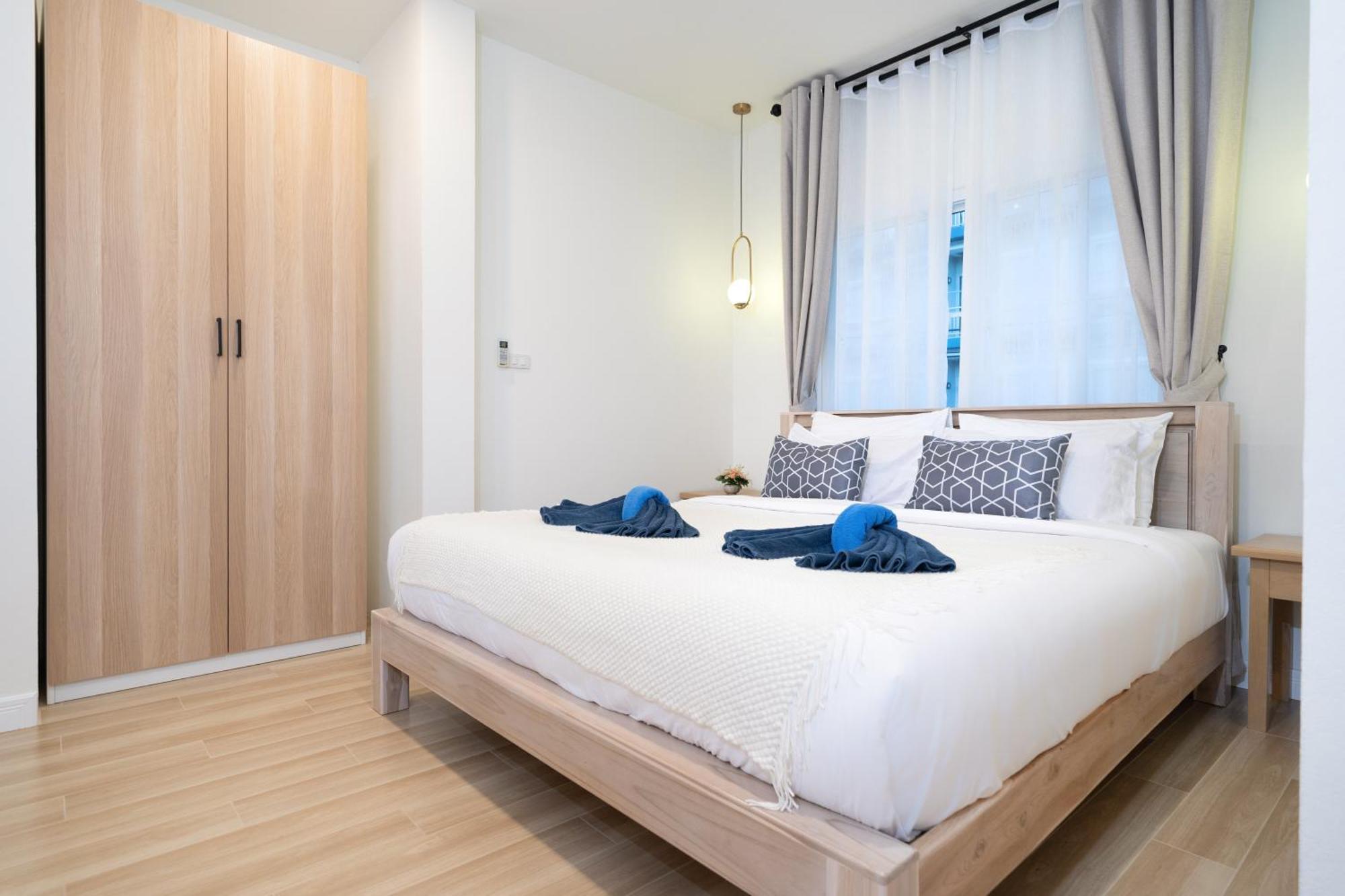 Prime Patong-5br-6br Pool Photo Before Book Patong