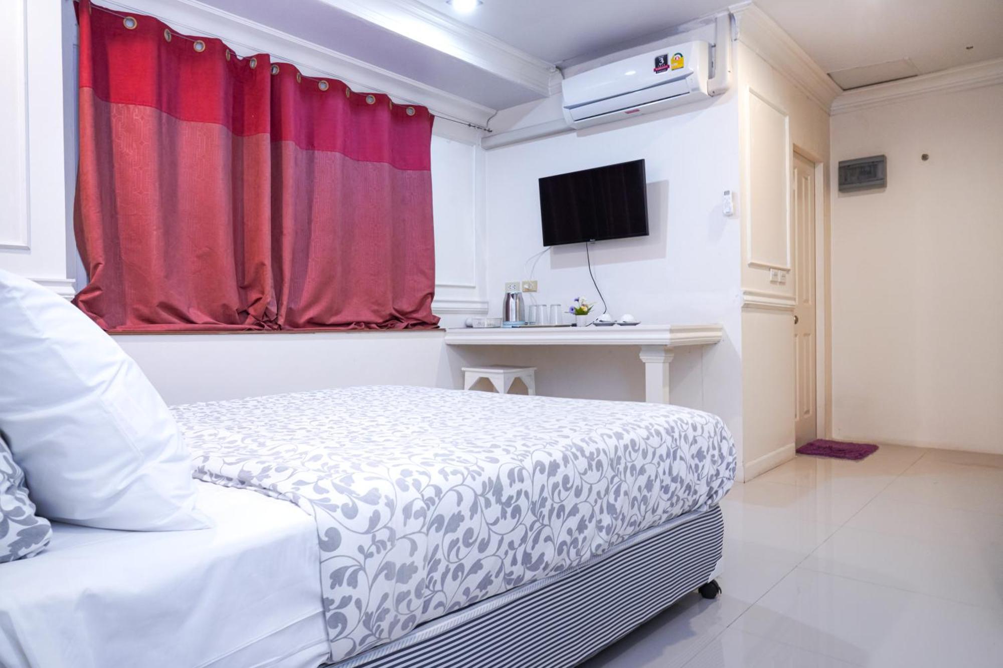 Phuket Airport Guest house *