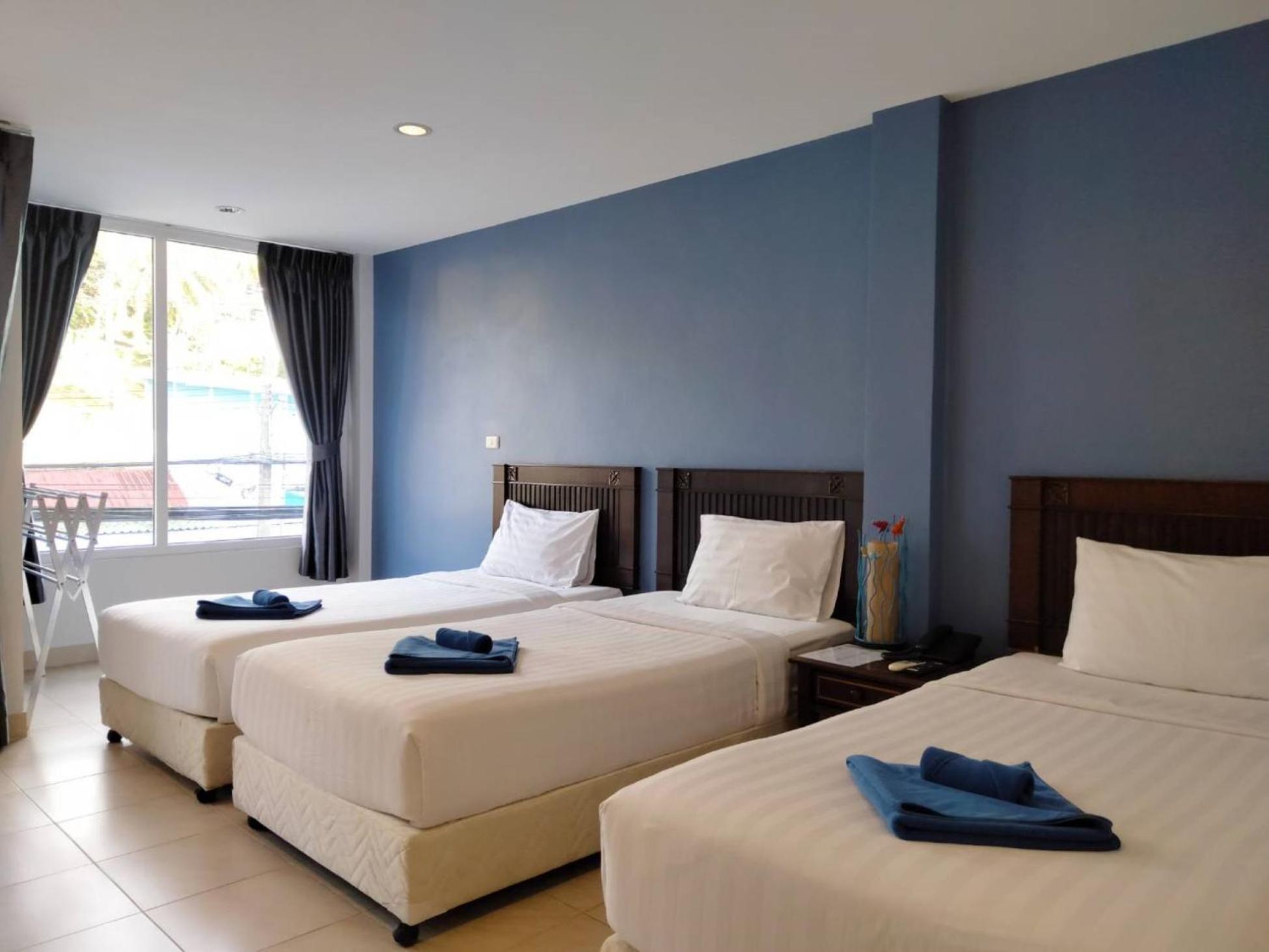 Hostel Living - Sha