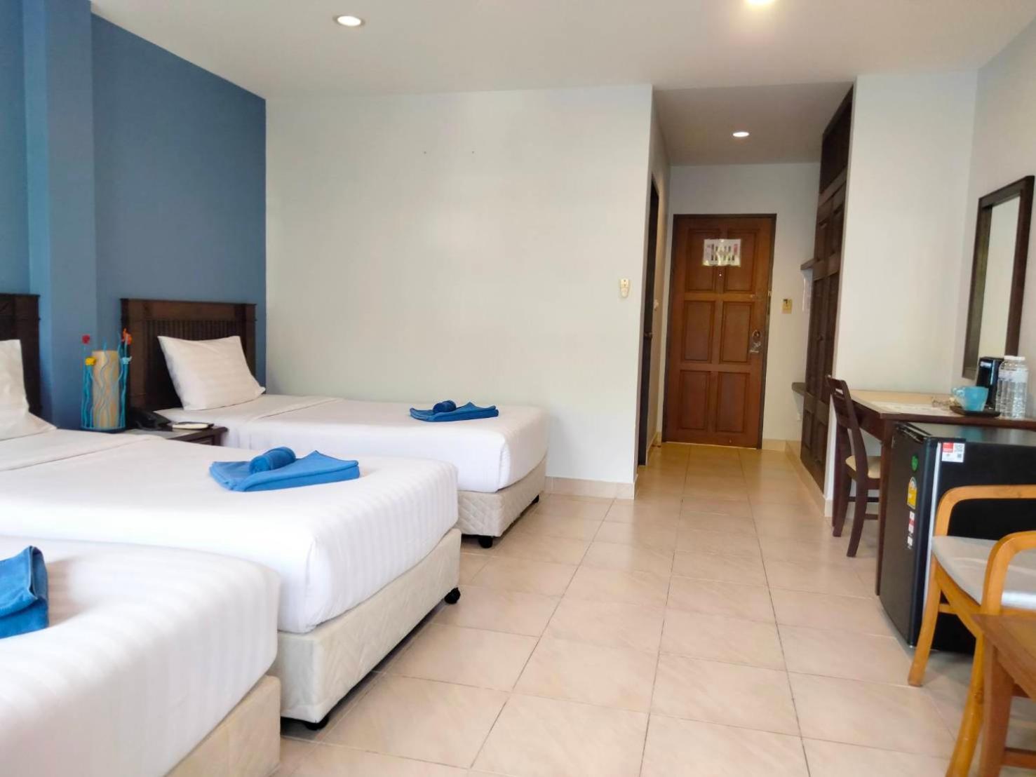 Living - Sha Hostel Karon