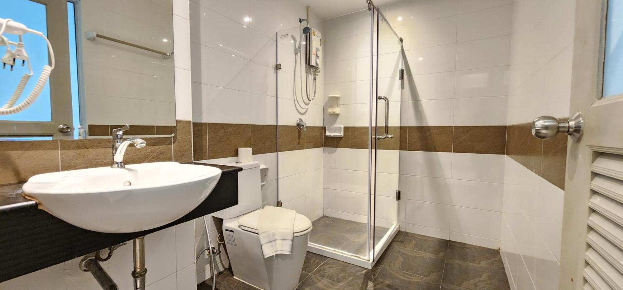 Issara Hotel Patong