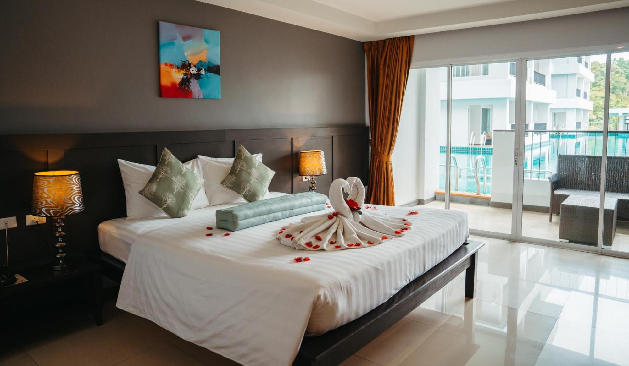 Hotel Casa Del M Phuket - Newly Renovated 4*