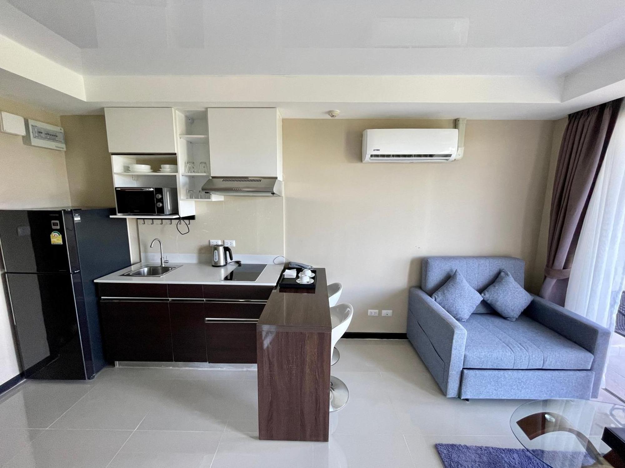 Pangsapuri Mai Khao Condotel - Family In 600 Meters To