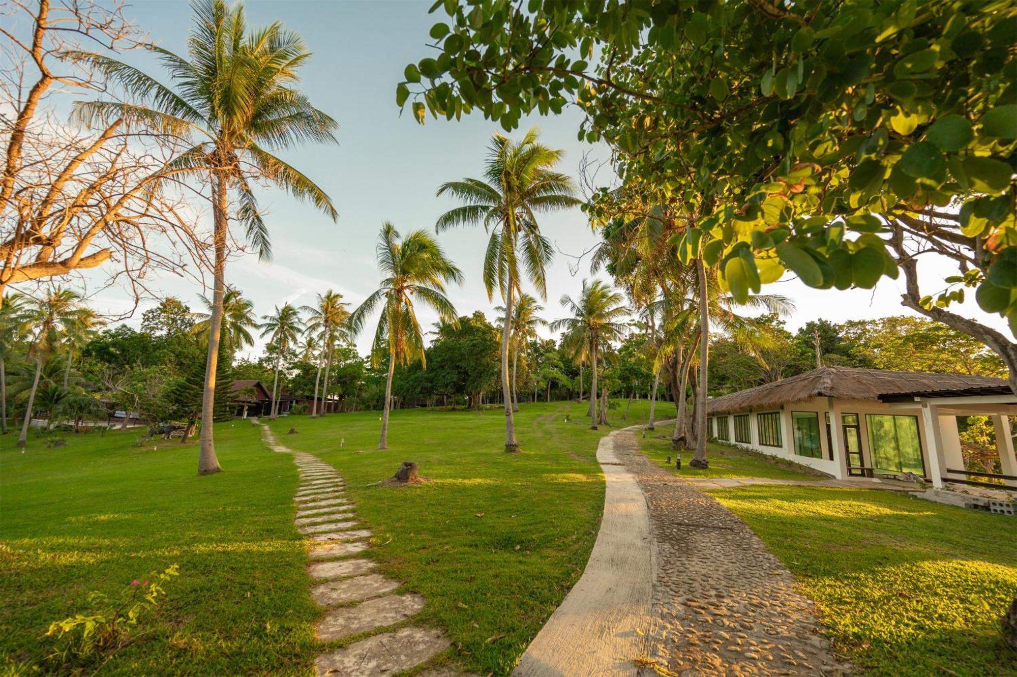 Hotel Ban Raya And Ko Racha Yai