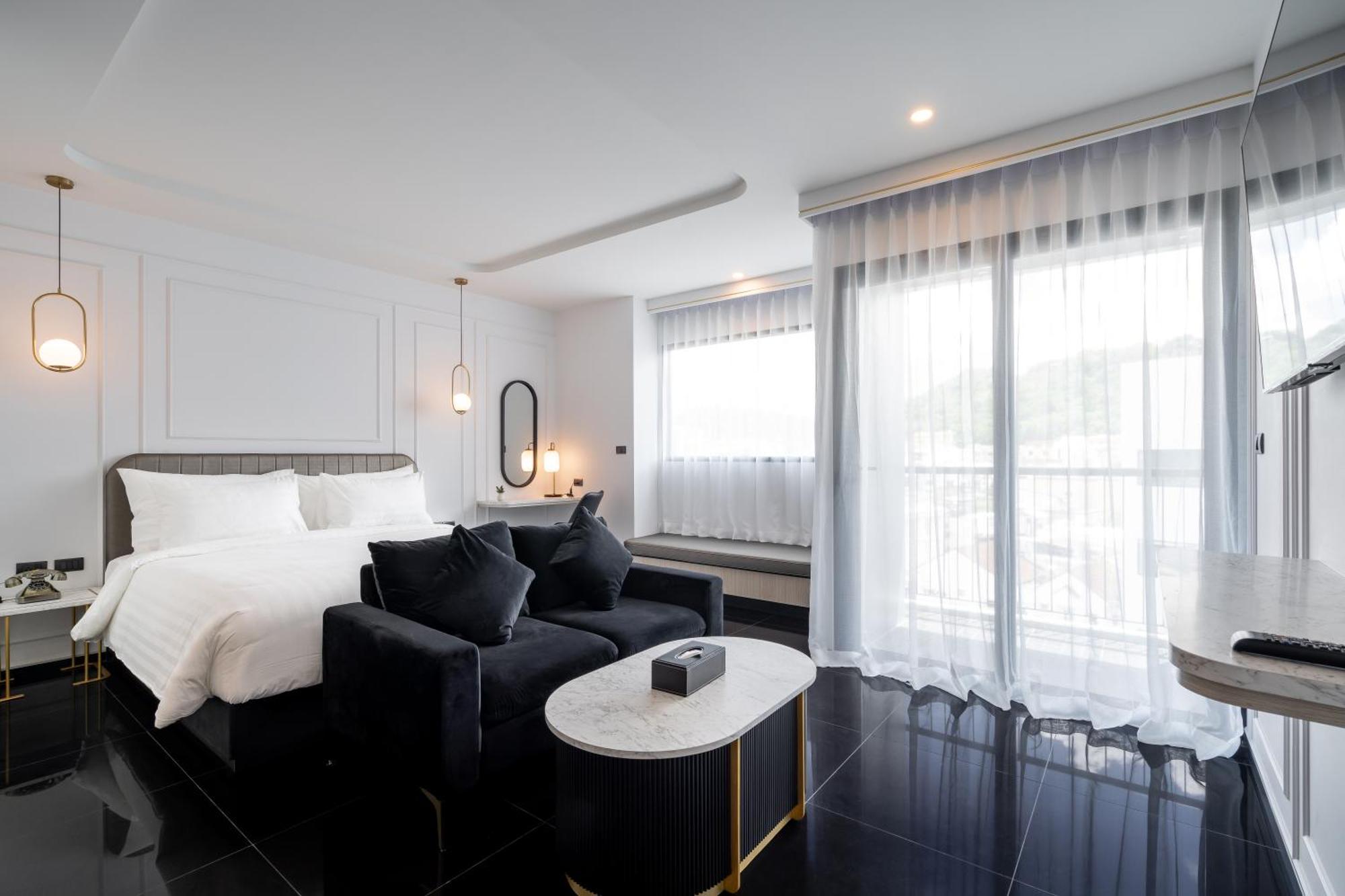 Ratri Old Town Hotel 4*